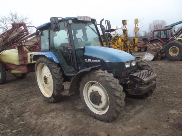 New Holland TL90 4WD traktor, rvnyes mszakival elad