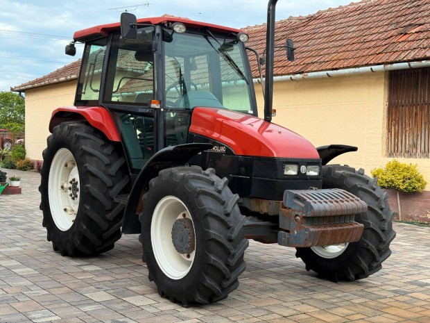 New Holland TL90 L85 traktor