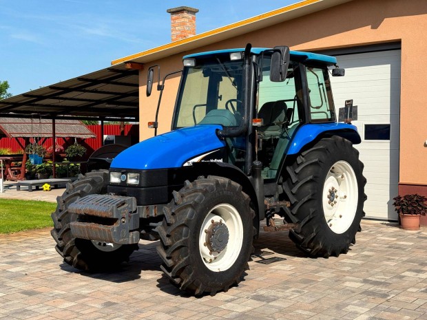 New Holland TL90 traktor