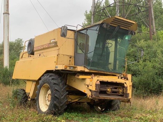 New Holland TX32/1 kombájn