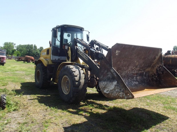 New Holland W170 TC homlokrakod elad