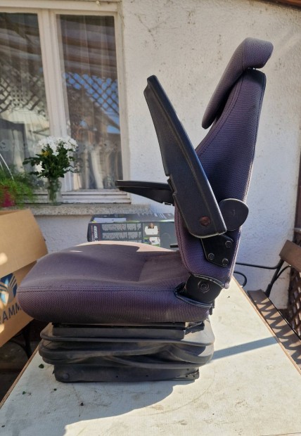 New Holland t 90 �l�s