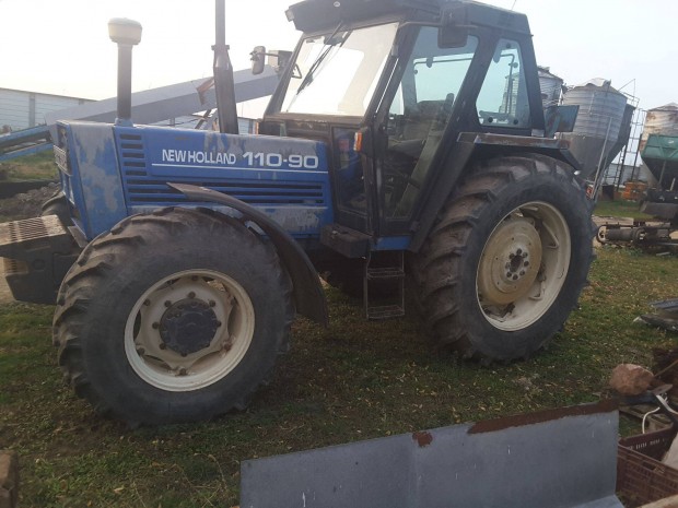 New holland 110-90 dt