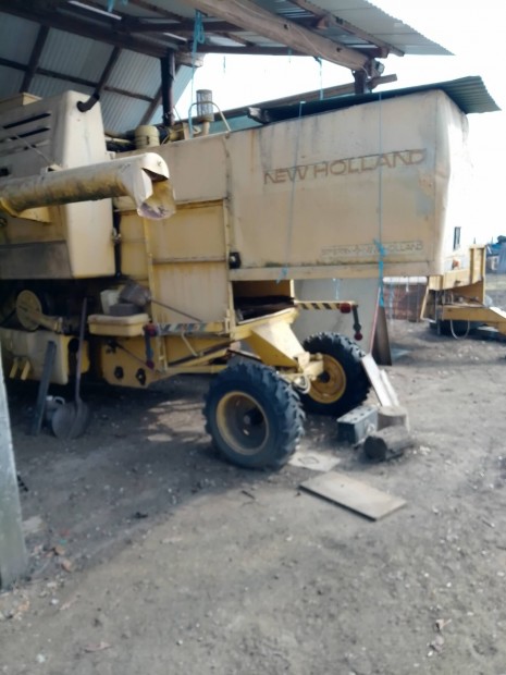 New holland 1350 kombajn