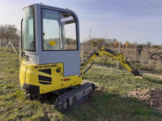 New holland E18B minikotr roks