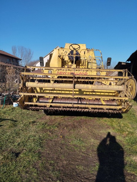 New holland kombjn elad