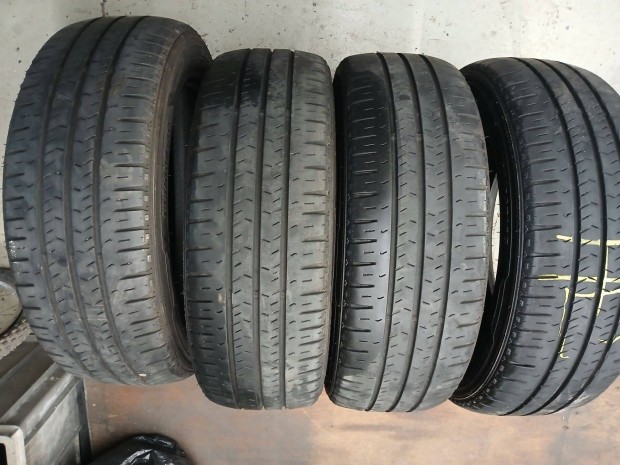 Nexen 195/60R16C nyári gumi eladó 4.000.-Ft/db