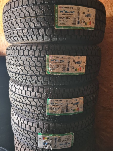 Nexen 235/65 R16C j Ngyvszakos. 235/65R16C