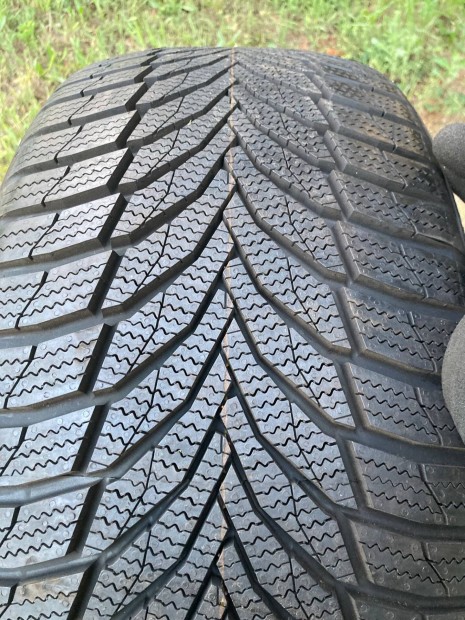 Nexen 245/45 R19 tligumi