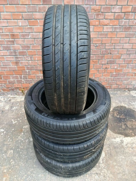 Nexen Nfera sprot suv 235/60 R18 107V nyári gumi szett