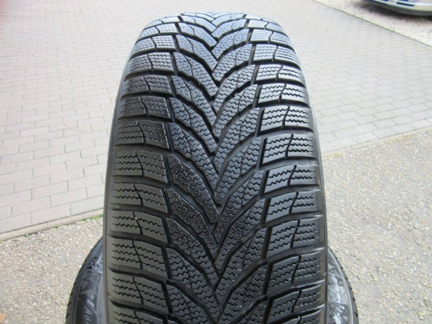 Nexen Winguard Sport 2 SUV 225/60 R17 103 H Téli gumi eladó