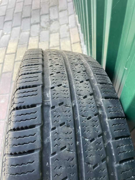 Nexen gumik 215/65/16C