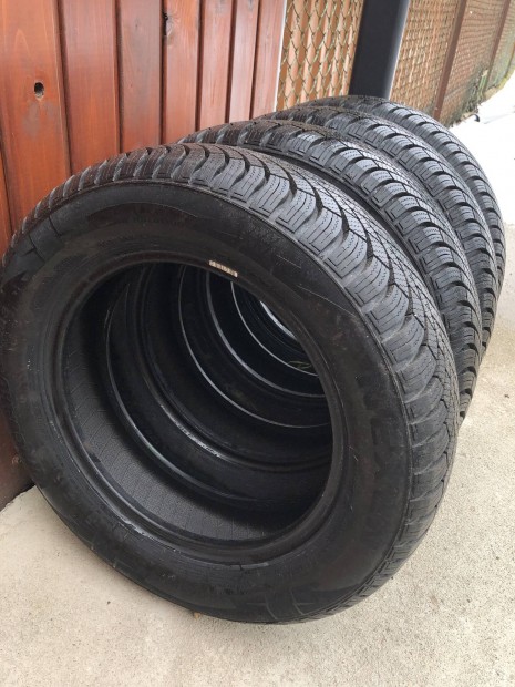 Nexen t�li gumi szett-175*65*14R(�j)