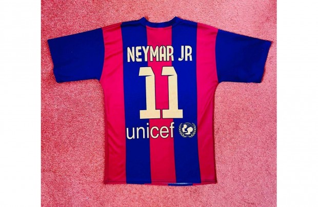 Neymar Jr 11 focimez (146 mret) - sosem volt hasznlva