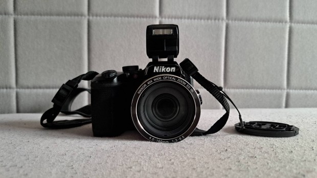 Nicon coolpix b500 bridge fényképezőgép.