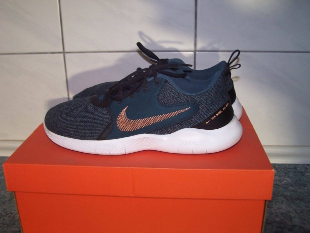 Nike 41-Es Cip,