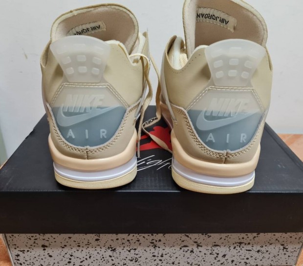 Nike 44-es sportcipő eladó!