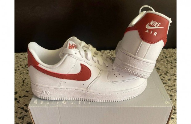 Nike Air Force 1 07 fehér 44.5-es bőr utcai cipő. Teljesen új, eredeti