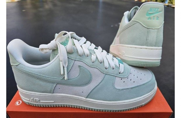 Nike Air Force 1 07 mentás 37.5 és 44.5-es bőr utcai cipő. Teljesen új