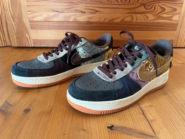 Nike Air Force 1 Cactus Jack Travis Scott