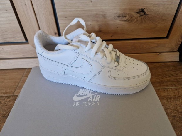 Nike Air Force 1 LE cip 38,5 sneeker