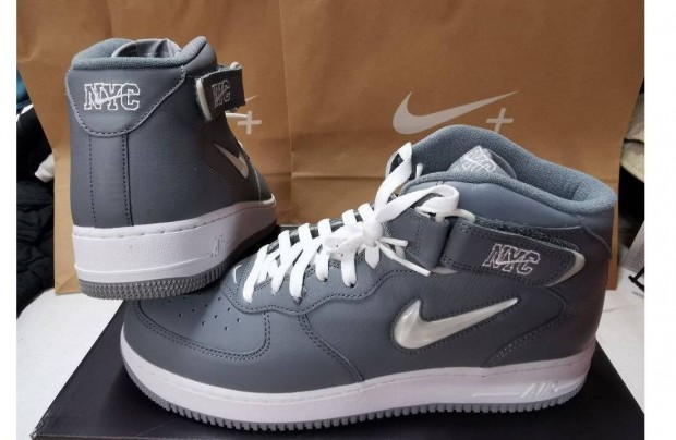 Nike Air Force 1 Mid QS frfi 42 s 42.5-es br utcai cip. Teljesen 