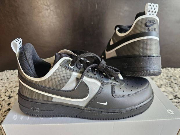 Nike Air Force 1 React fekete 43-as frfi utcai cip. Teljesen j, ere