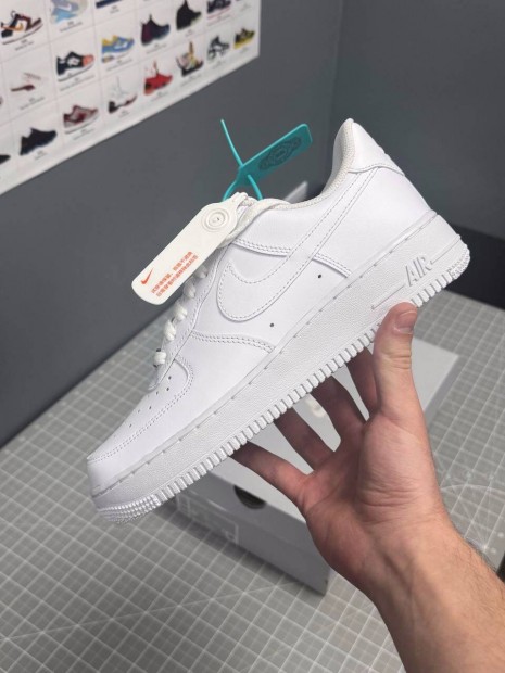 Nike Air Force 1 +33761659033