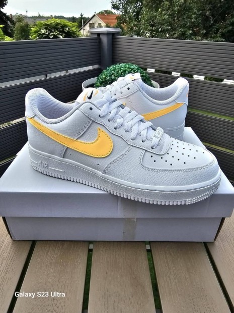 Nike Air Force 1 (Tbb meret)