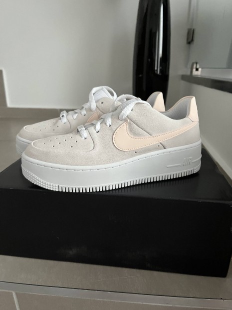 Nike Air Force 1 platformmal size 38