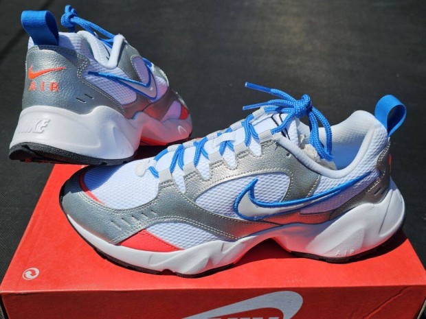 Nike Air Heights 44 és 44.5-es kényelmes cipő. Teljesen új, eredeti