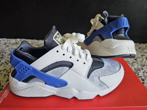 Nike Air Huarache PRM 39-es utcai cip. Teljesen j, eredeti cip