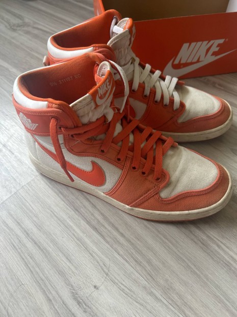 Nike Air Jordan 1 ko