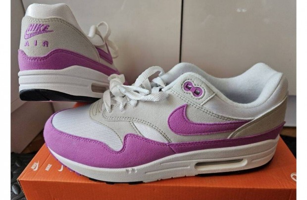 Nike Air Max 1 világos 42-es női utcai cipő. Teljesen új, eredeti cipő