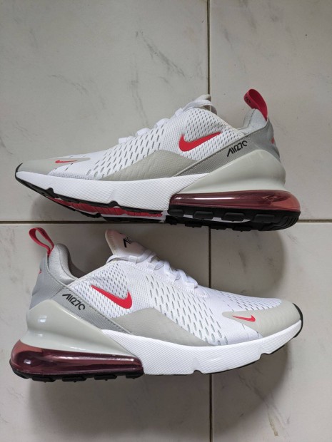 Nike Air Max 270 45-s sosem hasznlt