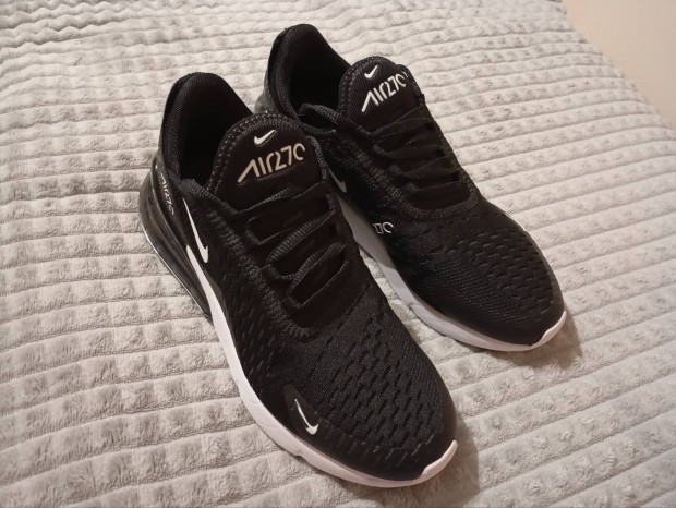 Nike Air Max 270