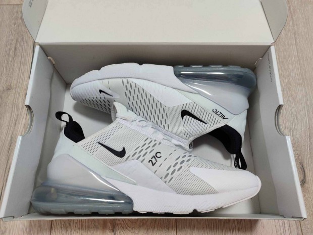 Nike Air Max 270 j llapot 43-as mret