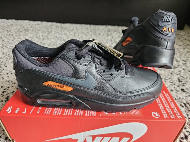 Nike Air Max 90 Gore-Tex bőr 41 42 45 és 46-os fekete férfi utcai cipő