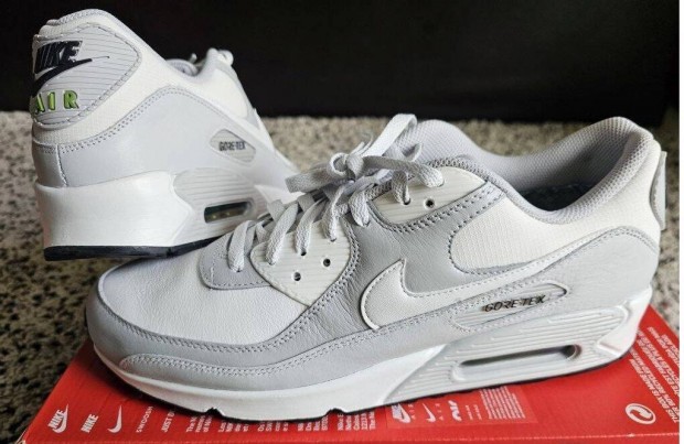 Nike Air Max 90 Gtx 40.5-es f�rfi utcai cip�. Teljesen �j, eredeti cip