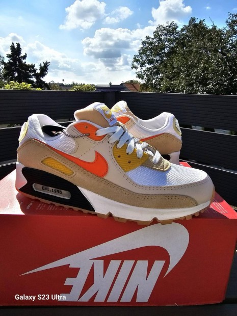 Nike Air Max 90 SE (38.5;39)