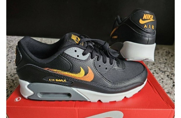 Nike Air Max 90 frfi 42-es utcai cip. Teljesen j, eredeti