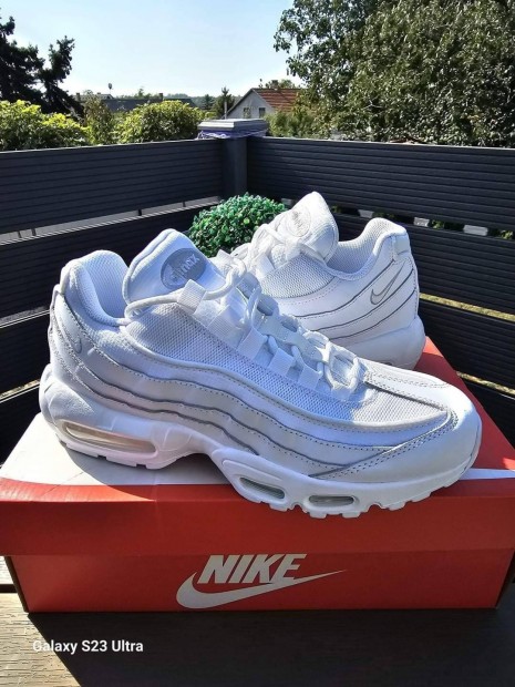 Nike Air Max 95 Essential (41;43;44)