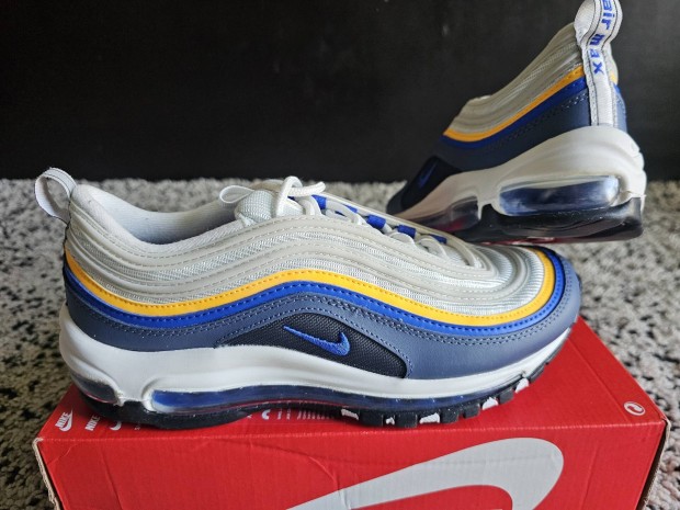 Nike Air Max 97 vilgos 39-es utcai cip.