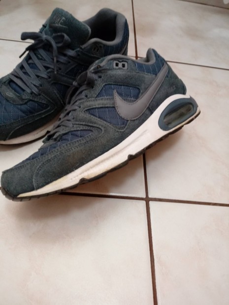 Nike Air Max Command szp llapotban elad. Mret: 43