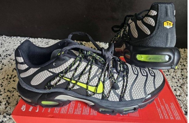 Nike Air Max Plus Utility 44-es férfi utcai cipő. Teljesen új, eredeti