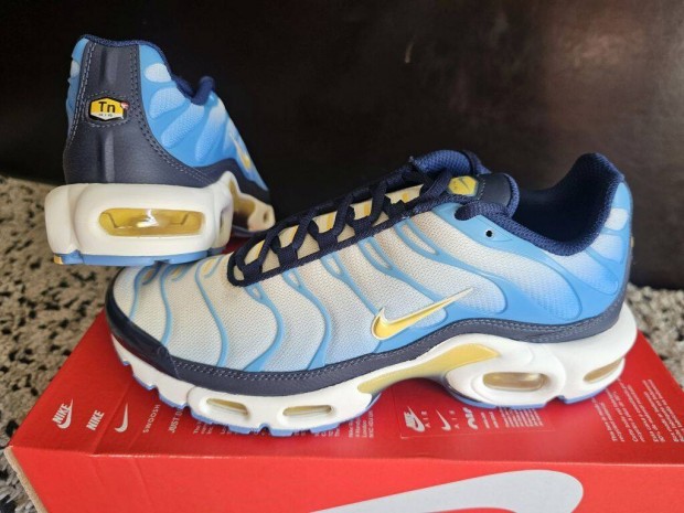 Nike Air Max Plus vilgoskk 39-es utcai cip. Teljesen j, eredeti