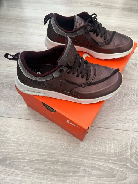 Nike Air Max Thea Premium Metallic Mahogany sportcip