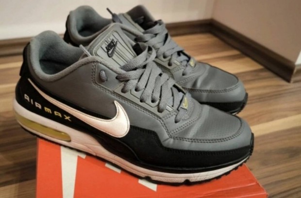 Nike Air Max frfi cip 42,5-es mret.