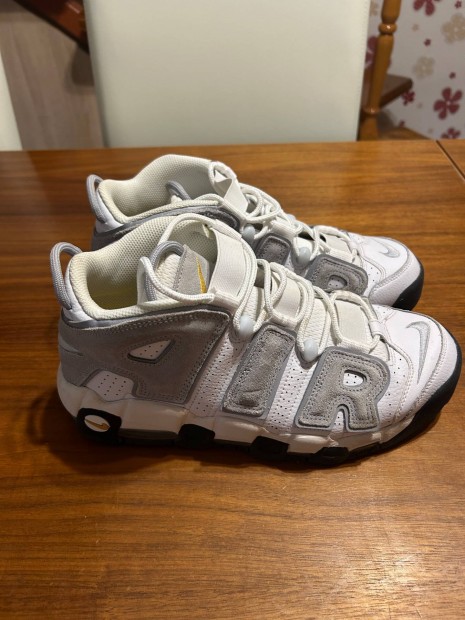 Nike Air More Uptempo