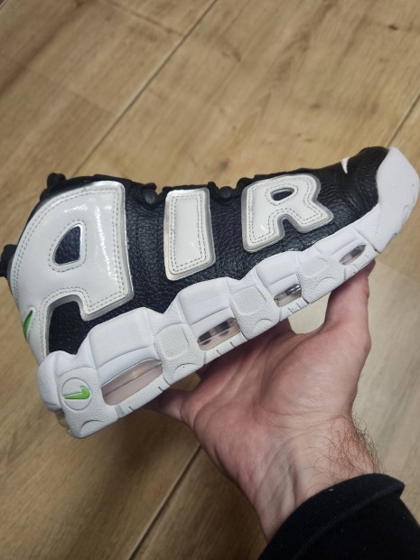 Nike Air More Uptempo '96 ni utcai cip 37.5